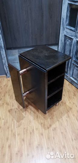 Маникюрный складной столик бу