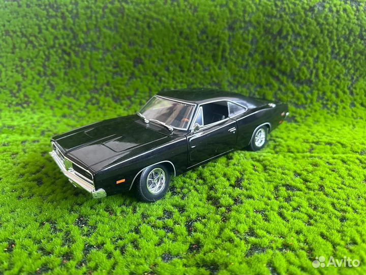 Maisto 1 18 Dodge 1969