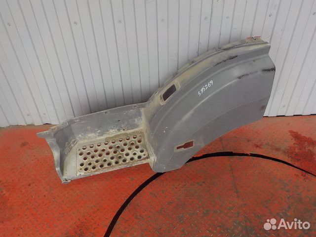 Корпус подножки верхний левый Mercedes-Benz Axor