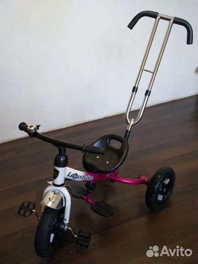 Велосипед с родительской ручкой