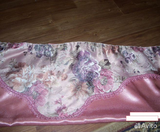 Комплекты с Ламбрекенами новые,2 вида (можно без)