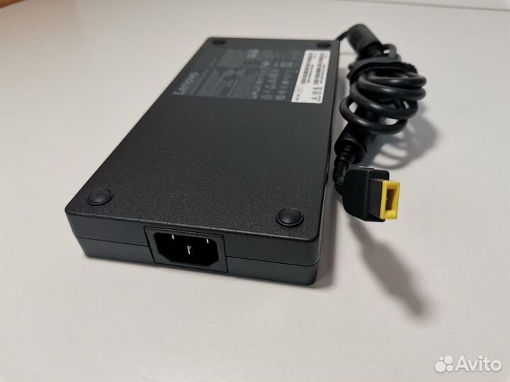 Блок питания Lenovo 20V 11.5A 230W, ADL230NDC3A