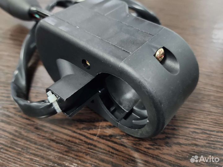 Переключатель поворотников подрулевой UTV