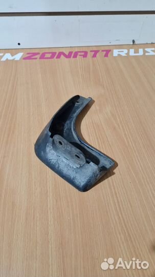 Брызговик задний левый Hyundai Solaris I (2010г)