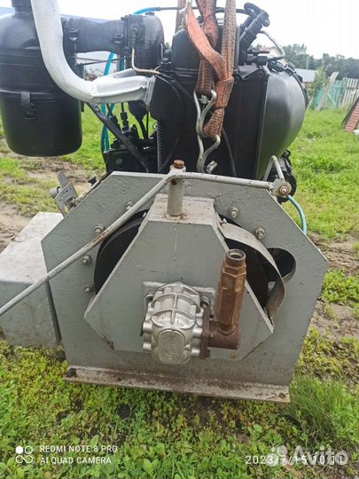 Двигатель д120