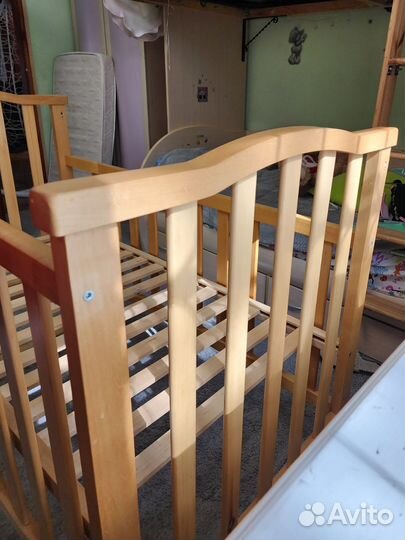 Детская кроватка