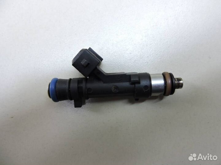 Форсунка инжекторная электрическая LADA Largus 201