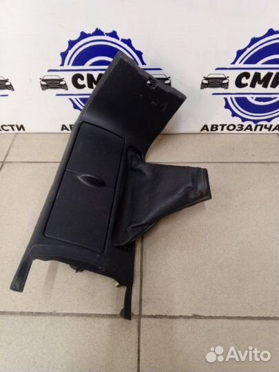 Подстаканник Toyota Corolla 1.6 2008