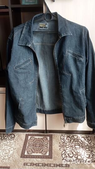 Куртка джинсовая