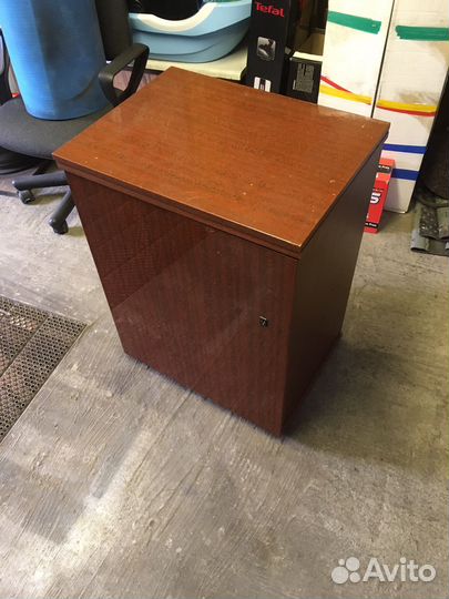 Швейная машинка чайка 142м