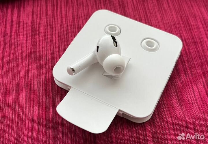 Airpods pro левый наушник новый
