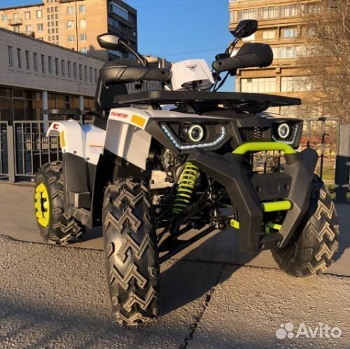 Avantis Hunter 200 New LUX (баланс.вал)(2021 г.)