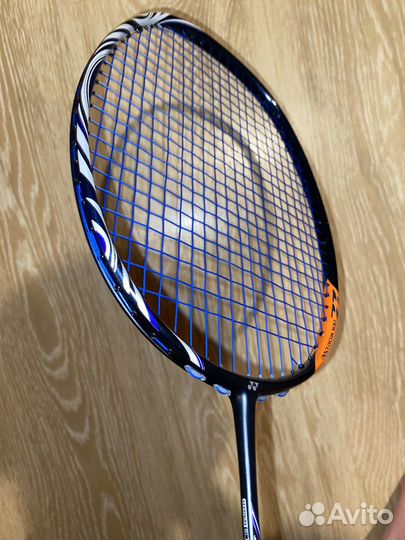 Ракетка для бадминтона yonex