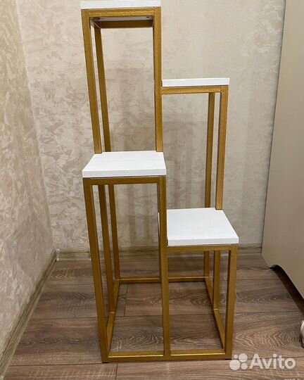 Подставка под цветы