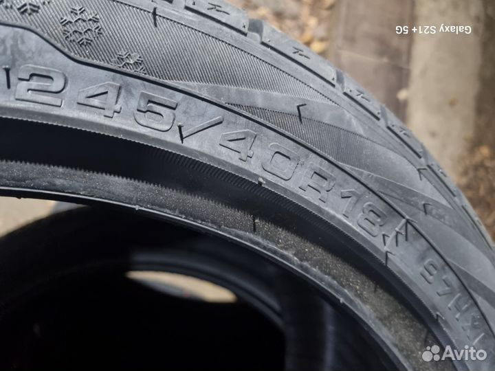 Boto BS68 245/40 R18 97H