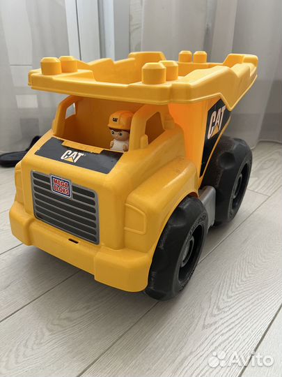 Самосвал большой Cat Mega Block Катерпиллар
