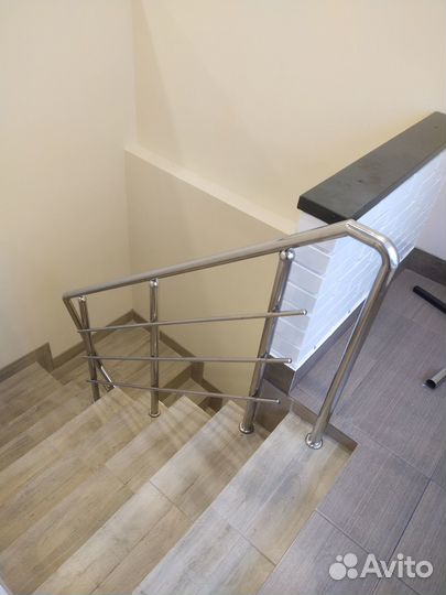 Перила для лестниц