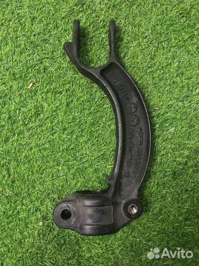 Вилка амортизатора правая Audi A4 B8 2.0 2011