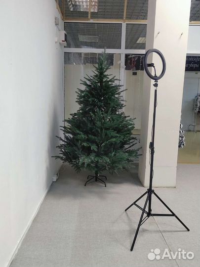 Елка полностью литая