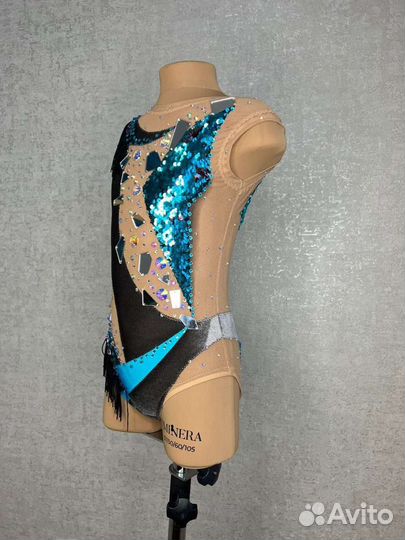 Костюм для художественной гимнастики 122