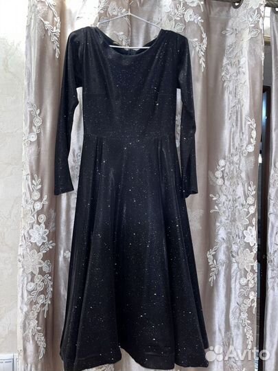 Вечернее платье