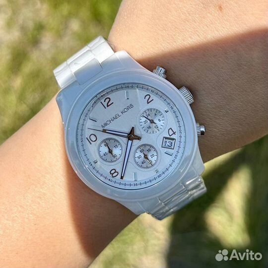 Часы Michael kors white