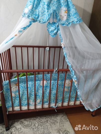 Кровать с балдахином