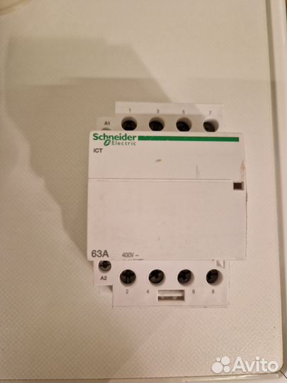 Контактор schneider ict 63A A9C20164