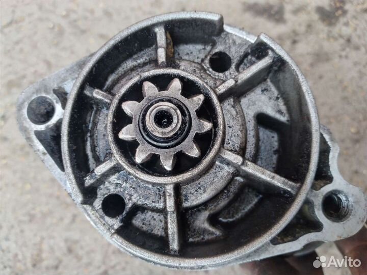 Стартер Nissan Pathfinder R50 VG33E