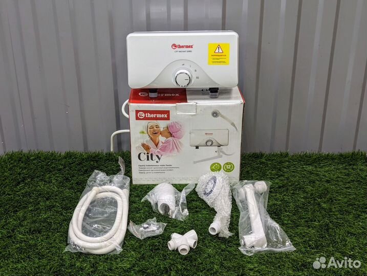 Водонагреватель проточный Thermex 3.5 кВт (новый)