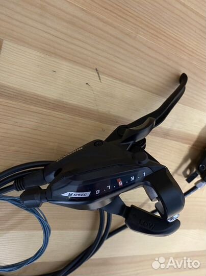 Дисковые тормоза+шифтер 2/9 Shimano ST-EF505/MT200