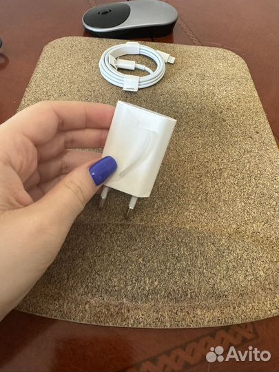 Аксессураы apple