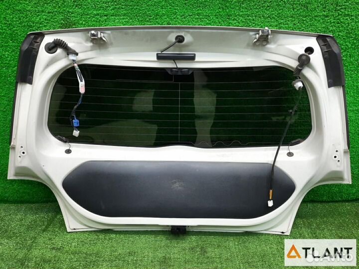 Дверь 5-я toyota IST