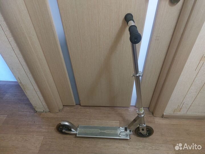 Самокаты складные Jdbug MS-506 и Tech Team Jogger