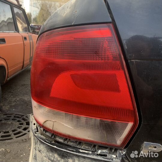 Фонарь задний левый volkswagen polo 5 седан