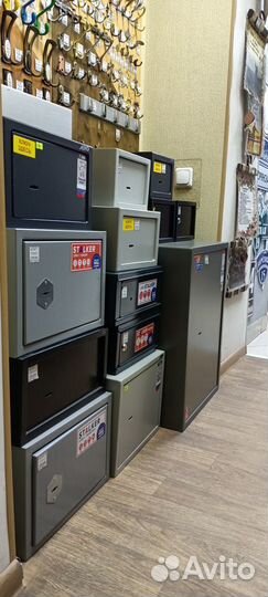 Сейф офисный