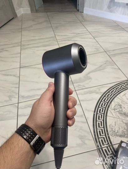 Фен dyson supersonic + 5 насадок
