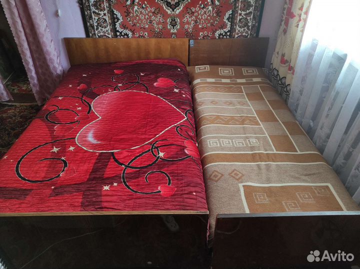 Спальный гарнитур