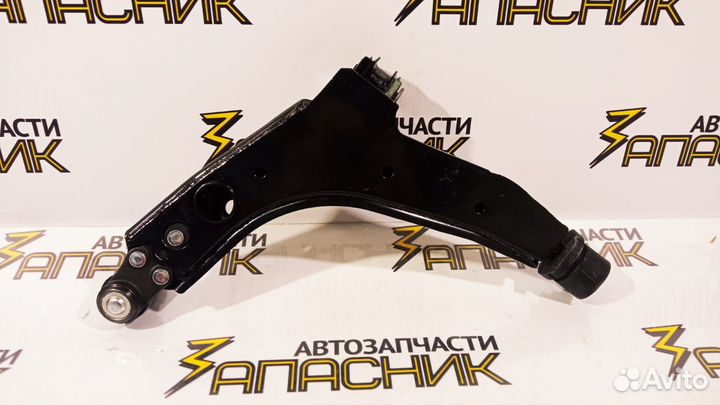 Рычаг подвески правый в сборе Nexia, Lanos