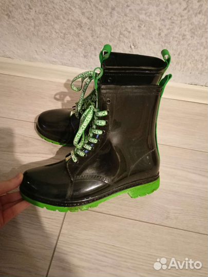 Резиновые сапоги