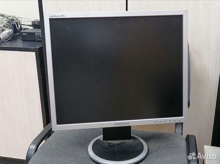 Монитор Samsung 19 дюймов