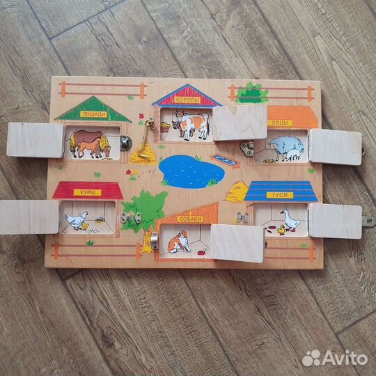 Бизиборд - развивающая игрушка