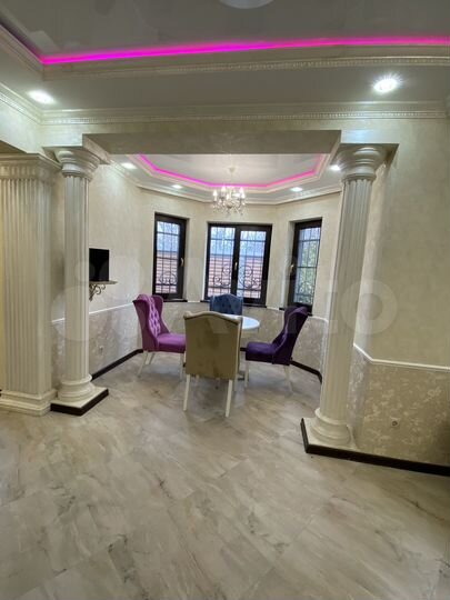 Дом 180 м² на участке 8 сот.