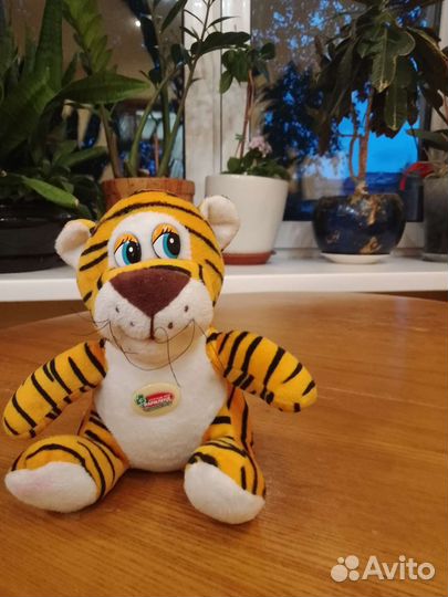 Мягкая игрушка тигренок