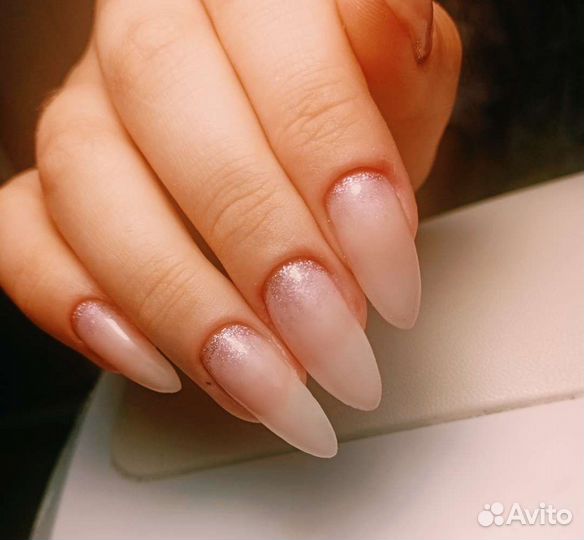 Маникюр, брови