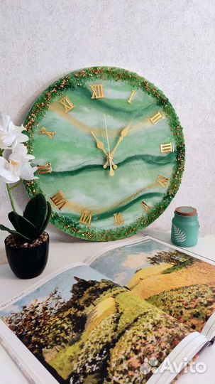 Интерьерные настенные часы из эпоксидной смолы