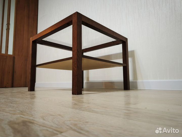 Журнальный столик IKEA со стеклом