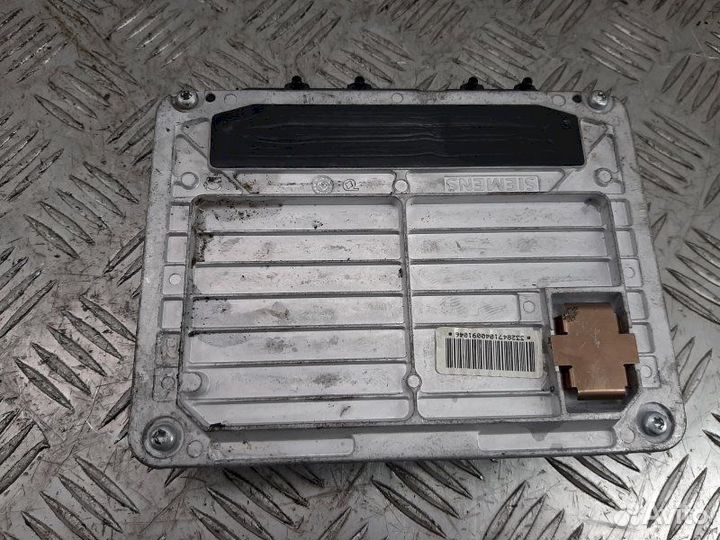 Блок управления двигателя 3B0907557C Volkswagen Passat 5/B5+ (1996-2005)