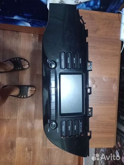 Магнитола штатная Киа Рио 4 с рамкой