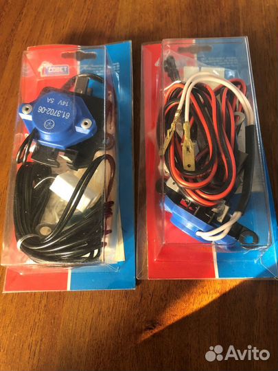 Регулятор напряжения 61.3702-06 и 61.3702-07